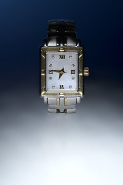 Retro women`s watch