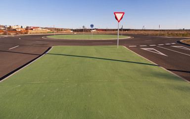 Rotonda o glorieta de nueva construccion