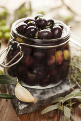 black kalamata olives