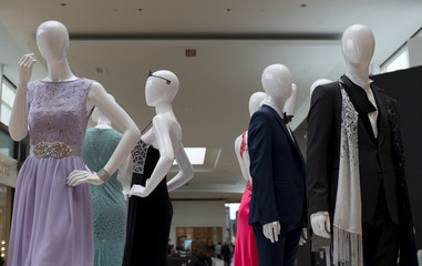 Mannequinne in the mall