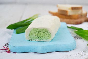 Butter with fresh herbs and garlic