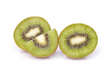 Fototapeta premium Sliced kiwi fruit isolated on white background