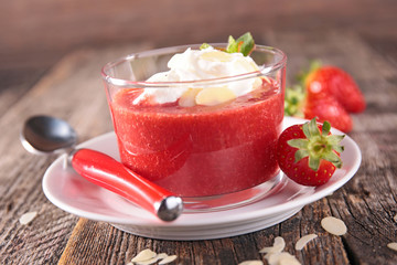 strawberry, almonds and whipped cream