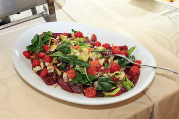 Antipasto: carpaccio di carne