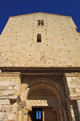 Sant'Antimo, facciata