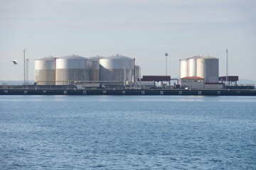 storage facilities at the port