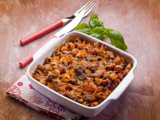 oven pasta with tomato sauce and eggplants