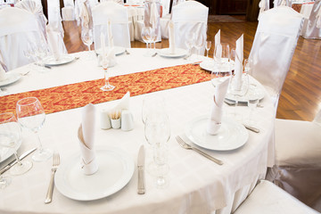 Beautifully organized event - served round table
