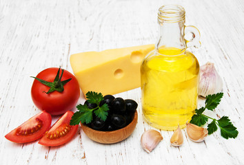 Olive oil, garlic, tomato and cheese