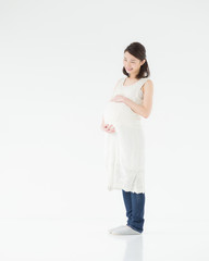 若い妊婦