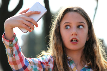 girl selfie outside