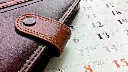 Notepad and calendar © yime