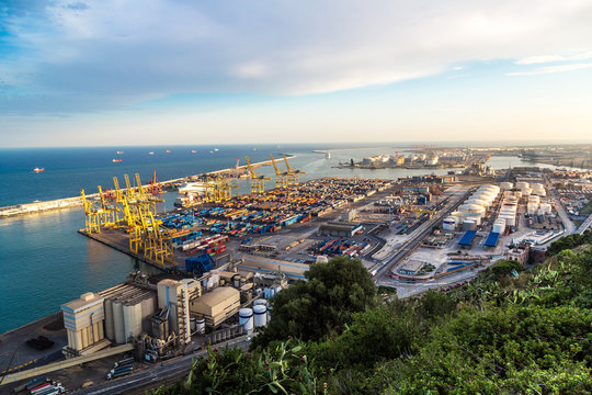 Panoramic view of the port in Barcelona