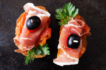 Spanish appetizer with jamon