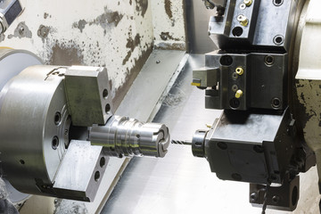 opertor machining mold and die of automotive parts