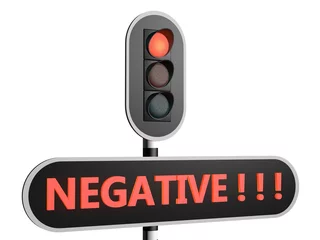 Fotobehang Rood stoplicht met Engelse tekst "negative" © emieldelange