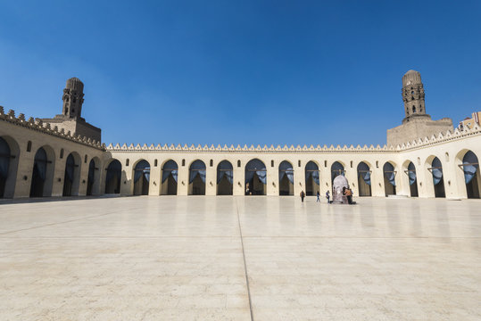 Courtyard of the Al-Hakim Mosque, Cairo (Egypt)