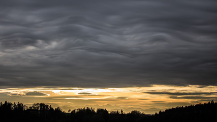 Obraz premium Düstere Wolken
