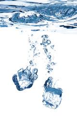 Fototapeta na wymiar Bubbles in blue water
