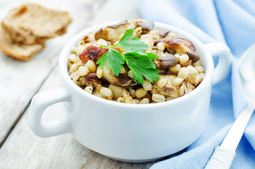 barley porridge with mushrooms