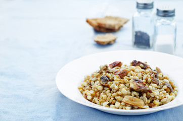 barley porridge with mushrooms
