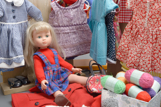 doll with several dresses