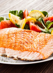 Grilled salmon and vegetables