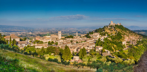 Fototapeta na wymiar Historic town of Assisi in morning light, Umbria, Italy
