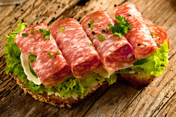 Salami sandwich 