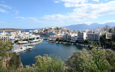 Fototapeta na wymiar voulismeni-see in Agios Nikolaos, Kreta