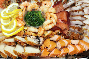 Krevette, fish slices assortment on Party plate