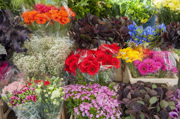 Cut flowers of a market stall