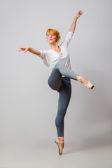 Fototapeta na wymiar girl dancing ballet