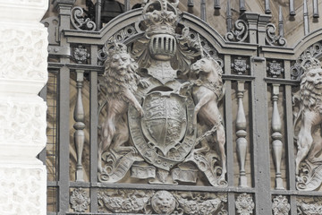 Fototapeta na wymiar United Kingdom Coat of Arms, Iron Gates, Whitehall