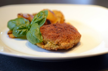 Bouletten mit Bratkartoffeln