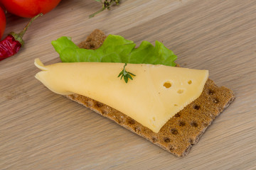 Crispbread with cheese