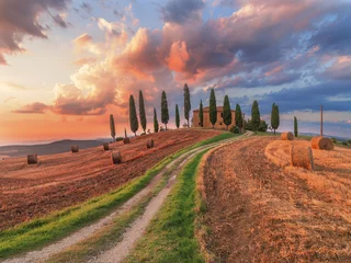 Fotobehang Toscane Beautiful Tuscany landscape with traditional house and hay bales  © Jarek Pawlak