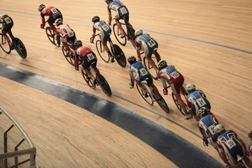 cyclists to ride fast in a curve  top view