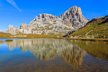 Fototapeta na wymiar Beautiful lake in Tre Cime National Park, Dolomites Mountains