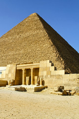 Fototapeta na wymiar Pyramide of Khufu