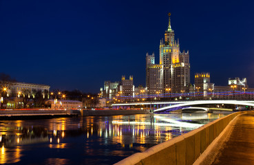 Fototapeta na wymiar building on Kotelnicheskaya Embankment in night, Moscow