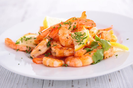 fried shrimp with parsley