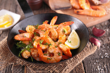 fried shrimp with parsley