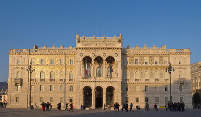 Obraz premium Triest, Palazzo del Governo / Friaul / Italien