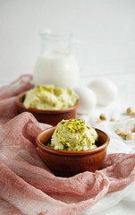 pistachio ice cream