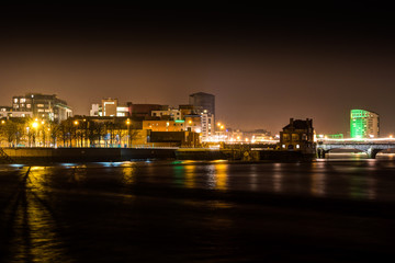 Fototapeta na wymiar Limerick City at Night 1