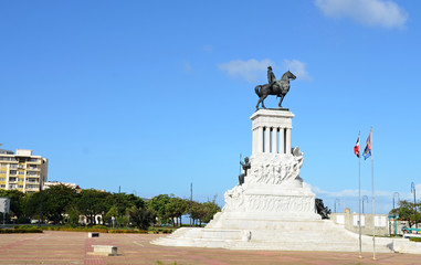 Fototapeta na wymiar Statue of General Maximo Gomez