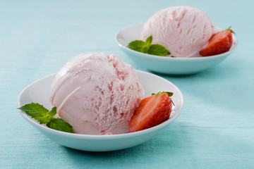 Gelato alla fragola, fuoco selettivo