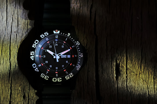 Tritium Military Watch