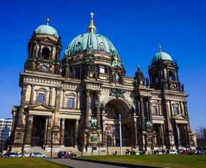 Fototapeta na wymiar BERLIN - Cathedral located on Museum Island